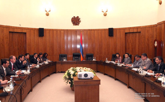 Վարչապետ Սարգսյանն ընդունել է Մարկ Հորթոնին