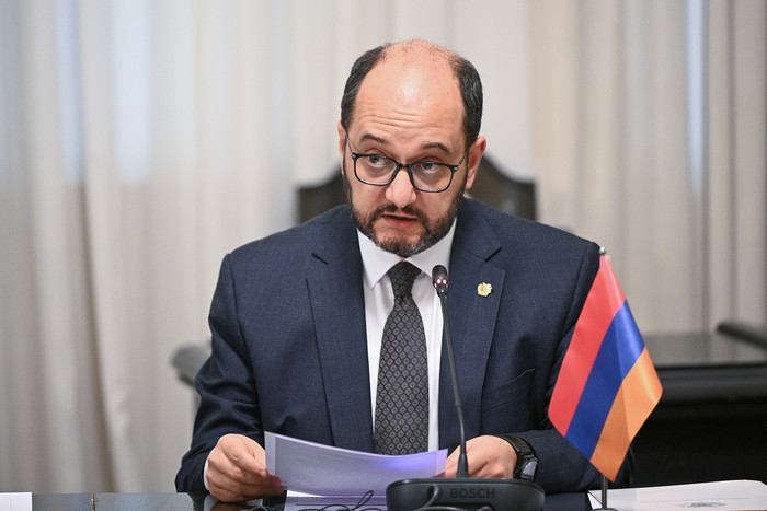 Արայիկ Հարությունյանի և Վասիլիս Մարագոսի գլխավորությամբ քննարկվել են ռազմավարական հաղորդակցության ար