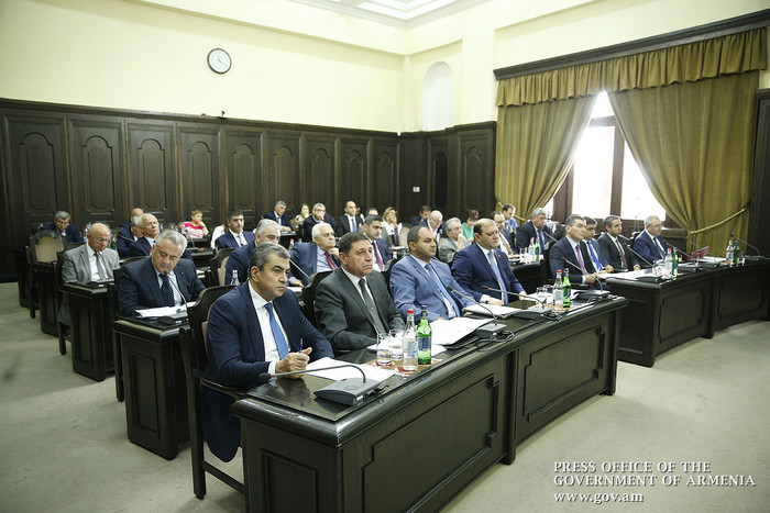 Վարչապետը հանձնարարել է պարզել գյուղատնտեսության ոլորտում արձանագրված անկման պատճառները