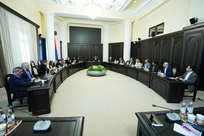 Տիգրան Խաչատրյանն ընդունել է Հայաստանում Ամերիկայի առեւտրի պալատի ներկայացուցիչներին
