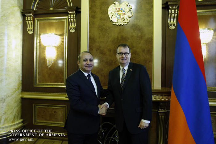 Վարչապետն ընդունել է ՀՀ-ում ԱՄՆ-ի նորանշանակ արտակարգ և լիազոր դեսպանին
