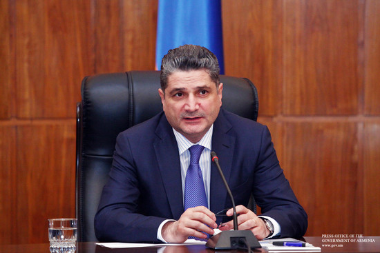 Բարելավվում են հանրային ծառայությունների ոլորտի օրենսդրական կարգավորումները