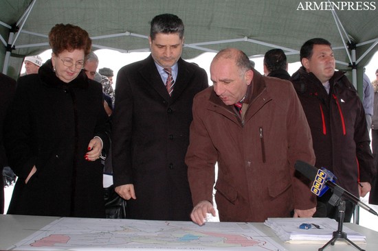 Վարչապետն աշխատանքային այցով մեկնել է Շիրակի մարզ