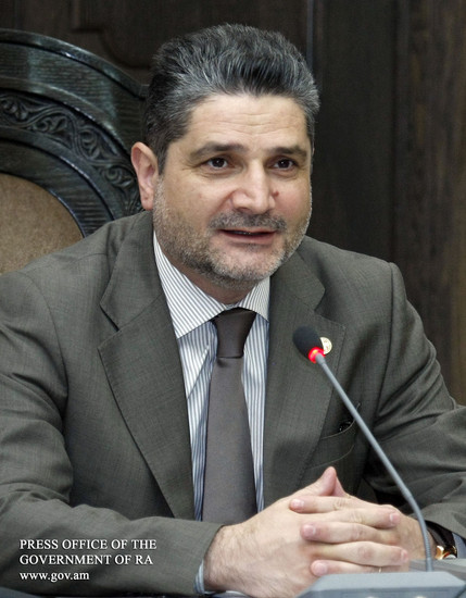 Վարչապետն ընդունել է Համահայկական կրթական խորհրդաժողովի մասնակիցներին