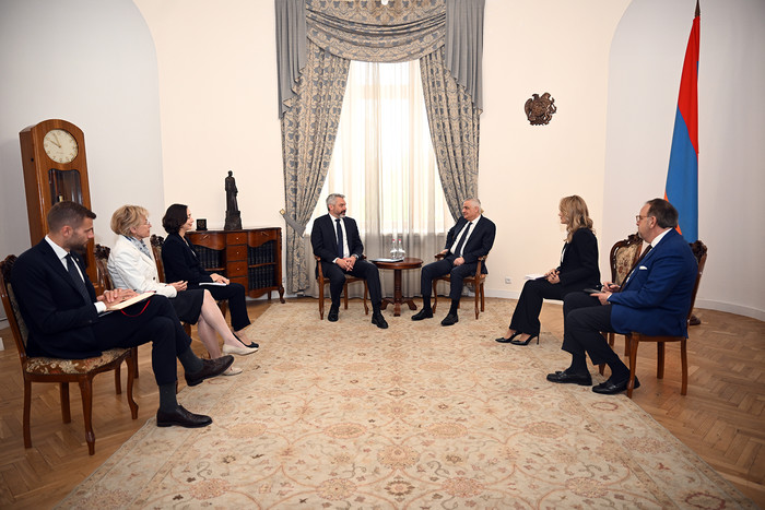 Փոխվարչապետ Մհեր Գրիգորյանն ընդունեց Եվրոպական ներդրումային բանկի փոխնախագահ Կարլ Նեհամերին