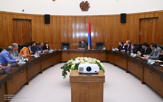 Կայացել է Սոս Սարգսյանի թաղման կառավարական հանձնաժողովի նիստը