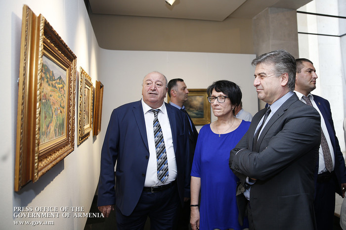 Վարչապետը ներկա է գտնվել «Ընտրանի» խորագրով ցուցահանդեսի բացմանը