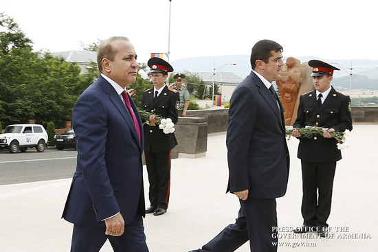 Հայաստանի վարչապետն աշխատանքային այցով Արցախում է