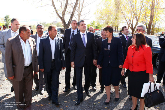 Տիգրան Սարգսյանը հանձնարարել է Մեծ Մանթաշ համայնքի և Մասիսի դպրոցների շինաշխատանքներում չարաշահումնե