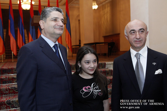 Վարչապետը շնորհավորել է հայ ոսկերիչներին մասնագիտական տոնի առթիվ