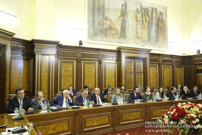 Վարչապետը միջազգային ընկերությունների ներկայացուցիչների հետ քննարկել է «Հայկական գյուղ» ծրագրի մանրա
