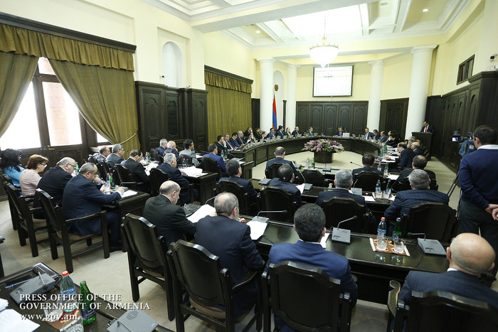 Վարչապետը հանձնարարել է պատկան մարմիններին հետևողական լինել  դեղերի շուկայում դիրքի չարաշահումների բ