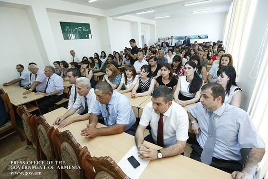 Մարդկանց աշխատանքով ապահովելը կառավարության գերակա խնդիրն է. Հովիկ Աբրահամյան