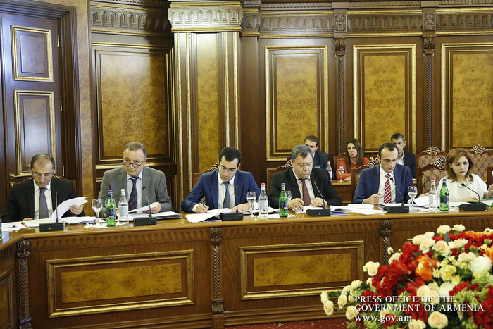 Կառավարությունում քննարկվել են Արարատի և Արմավիրի մարզերի զարգացման ներդրումային նոր ծրագրերը