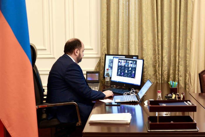 Արայիկ Հարությունյանը մասնակցել է «Բարեվարքություն և նորարարություն» նախարարական կլոր սեղան-քննարկմա