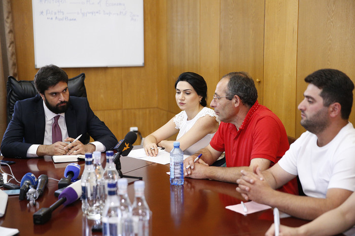 Փոխվարչապետի գրասենյակի ղեկավարն ընդունել է «Լիդիան Արմենիայի» աշխատակիցներին