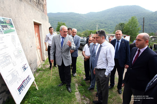 Վարչապետը Լոռու մարզում ծանոթացել է իր հանձնարարականով կատարված աշխատանքներին և նոր ներդրումային ծրա