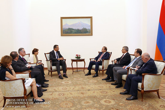 Հովիկ Աբրահամյանն ընդունել է Ֆրանսիայի Սենատի պատվիրակությանը
