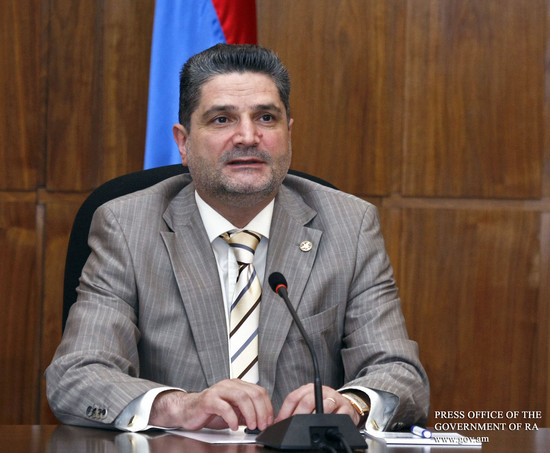 Հաստատվել են Հայաստանի երիտասարդական հիմնադրամի 2010 թ. ծրագրերը և բյուջեն
