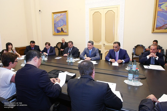 Վարչապետը հանդիպել է Ասիական զարգացման բանկի փոխնախագահին