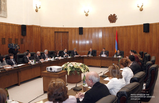 Տիգրան Սարգսյանն ընդունել է դեղ արտադրող և ներմուծող կազմակերպությունների ներկայացուցիչներին