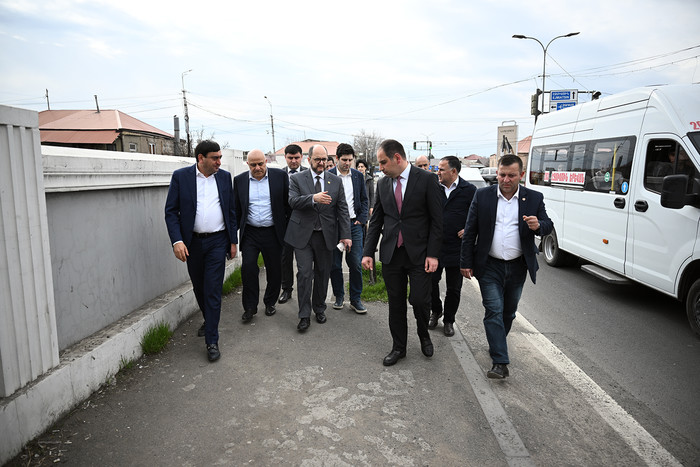 Արայիկ Հարությունյանը ծանոթացել է «Զվարթնոց» օդանավակայանից Երևան տանող ճանապարհային ենթակառուցվածքն