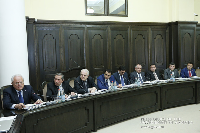 Քննարկվել է ՀՀ էներգետիկայի և բնական պաշարների նախարարության 2014 թ. գործունեության հաշվետվությունը