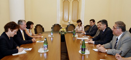 Պաշտոնական լրահոս