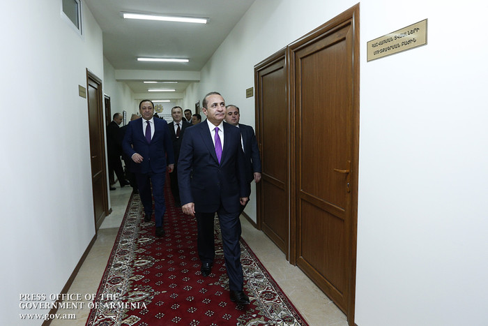 Վարչապետը ծանոթացել է կադաստրի համակարգում իրականացվող բարեփոխումներին