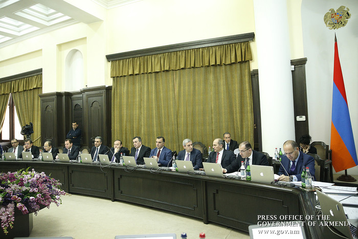 Ոչ աշխատանքային օրերին համապատասխան  պետական մարմինները կշարունակեն տնտեսվարողներին ծառայություններ 