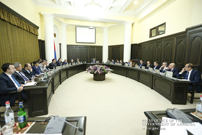 Դպրոցի տնօրենի ընտրության գործընթաց, սոցիալական ծառայությունների հասանելիություն, խնայված միջոցների 