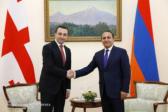Հայաստանի և Վրաստանի վարչապետները քննարկել են երկկողմ հարաբերությունների զարգացմանն ուղղված մի շարք