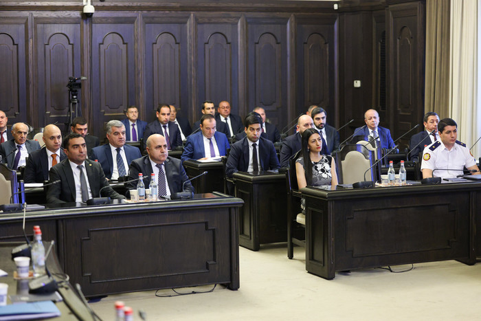 Անկանխիկ եղանակով վճարումներից կենսաթոշակառուներին հետվճարը 10%-ի փոխարեն կսահմանվի 12 %, իսկ հետվճա