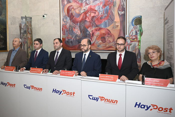 Արայիկ Հարությունյանը մասնակցել է «Մեծանուն հայեր. Երվանդ Քոչարի ծննդյան 125-ամյակ» թեմայով նամականի