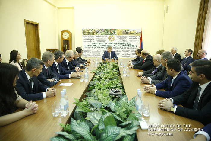 Վարչապետը ՀՀ էներգետիկայի և բնական պաշարների, գյուղատնտեսության, ֆինանսների, տրանսպորտի և կապի նախար
