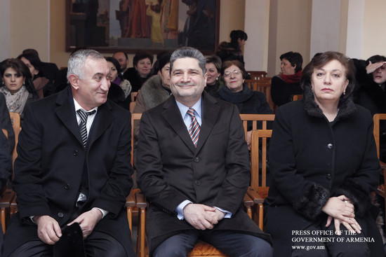 Մայրենիի միջազգային օրվա առթիվ հարգանքի տուրք մատուցվեց Մեսրոպ Մաշտոցի հիշատակին