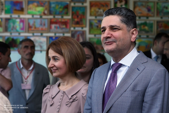 Վարչապետ Տիգրան Սարգսյանը քվեարկել է մայրաքաղաքի թիվ 10/21 ընտրատեղամասում