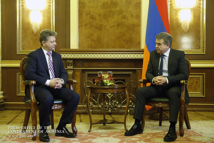 Կարեն Կարապետյանը և Մաքսիմ Սոկոլովը քննարկել են հայ-ռուսական հարաբերությունների հետագա զարգացմանն ու