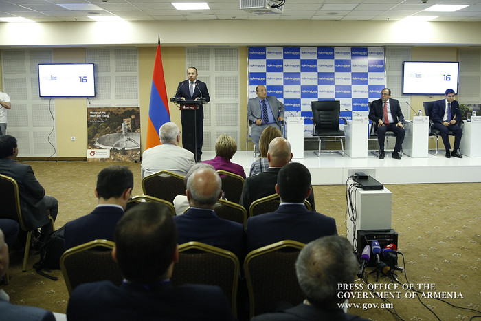 Վարչապետ Հովիկ Աբրահամյանը մասնակցել է ամենամյա ԴիջիԹեք բիզնես ֆորումի բացմանը