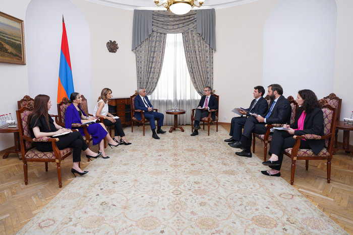 Փոխվարչապետ Մհեր Գրիգորյանն ընդունել է ՎԶԵԲ պատվիրակությանը