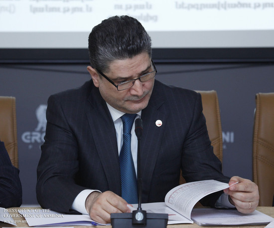 Ազգային մրցունակության բարձրացման նպատակով կառավարությունը փոխել է իր շեշտադրումները