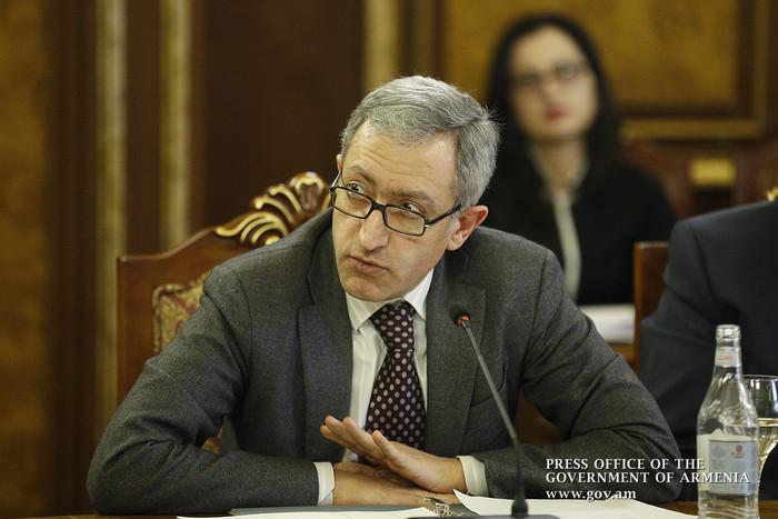 Կարեն Կարապետյանը գերատեսչությունների ղեկավարներին հանձնարարել է եռամսյակը մեկ հանրությանը ներկայացն