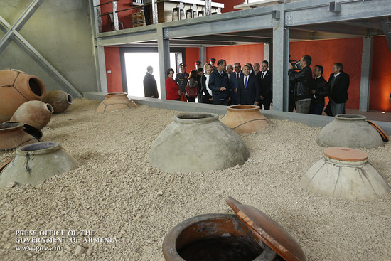 Հովիկ Աբրահամյանն այցելել է Վայոց ձորի մարզի Ռինդ համայնք