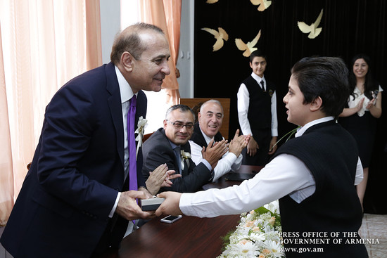 Վարչապետը մասնակցել է «Վերջին զանգի» տոնական միջոցառմանը