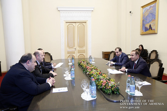 Վարչապետն ընդունել է ՍԴՀԿ ներկայացուցիչներին
