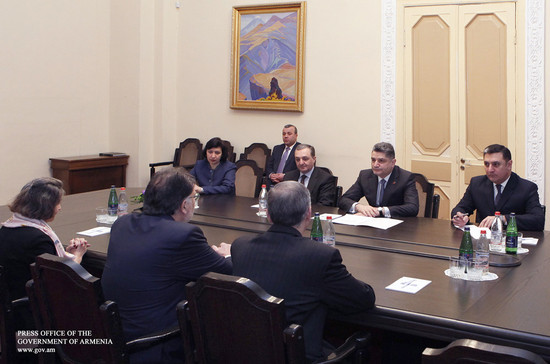 Վարչապետն ընդունել է ՀՀ-ում Հունաստանի արտակարգ և լիազոր դեսպանին