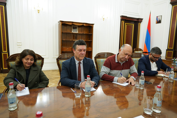 Փոխվարչապետ Տիգրան Խաչատրյանն ընդունել է ՄԱԿ փախստականների հարցերով գերագույն հանձնակատարի գրասենյակ