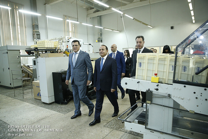 Վարչապետն այցելել է «ՍՊՍ Սիգարոն» ընկերություն