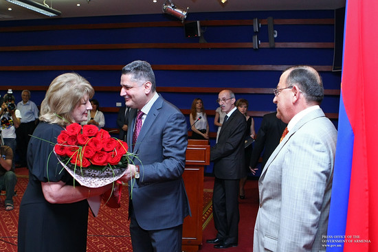 Վարչապետը շնորհավորել է շինարարներին մասնագիտական տոնի առթիվ