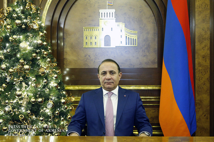 ՀՀ վարչապետ Հովիկ Աբրահամյանի ամանորյա ուղերձը